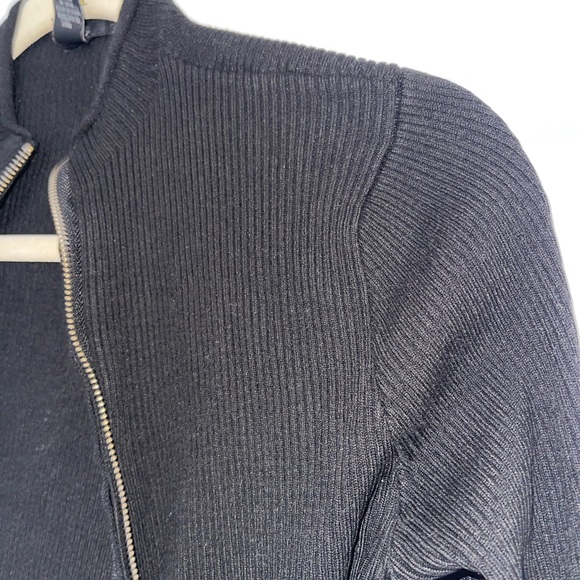 Zip Up Ribbed Sweater - Picture 4 of 4